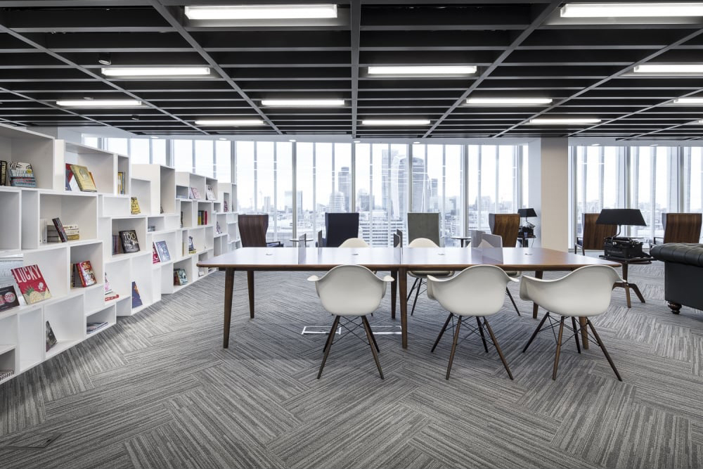 乐竞平台 - 坐具|休闲椅|办公家具|设计师家具|伊姆斯®软垫扶手椅